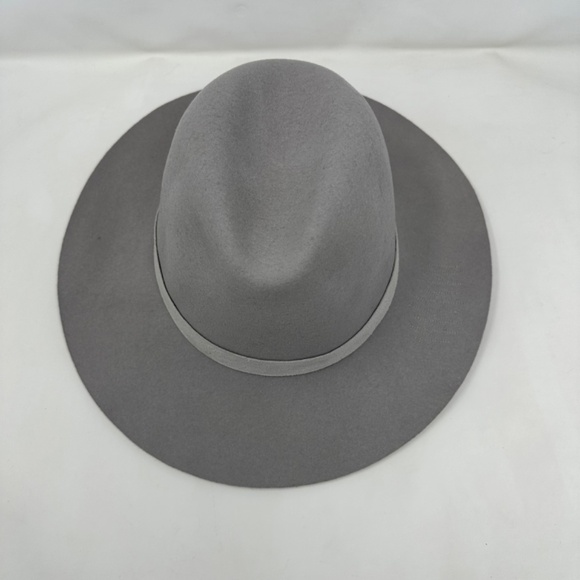 KIN The Label Wool Packable Essential Hat in Cloud main image 5